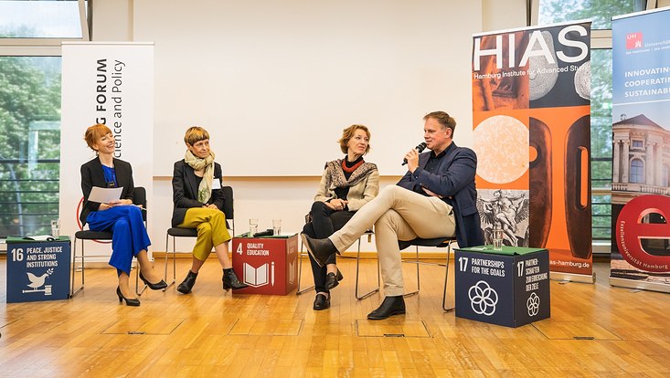 Podiumsdiskussion