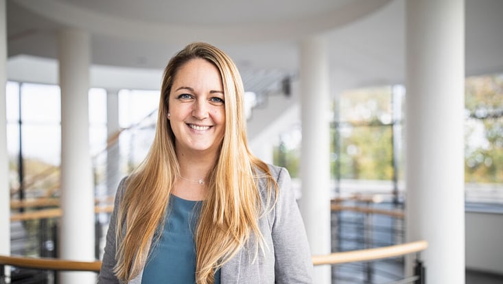 Laura Marie Edinger-Schons